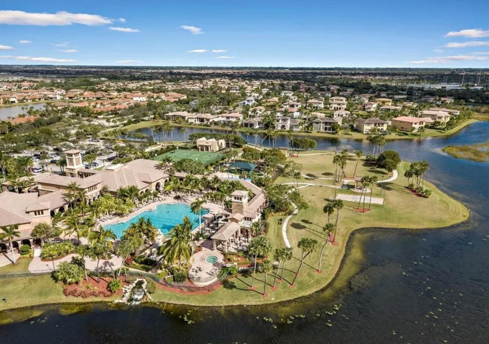 HERON BAY SOUTH - Residential