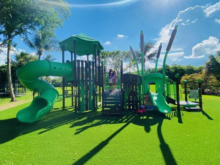 HERON BAY SOUTH - Residential