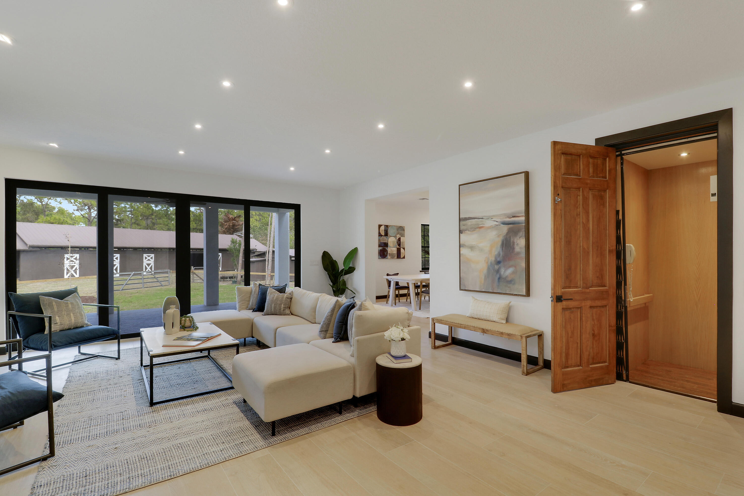 PALM CITY FARMS - Residential