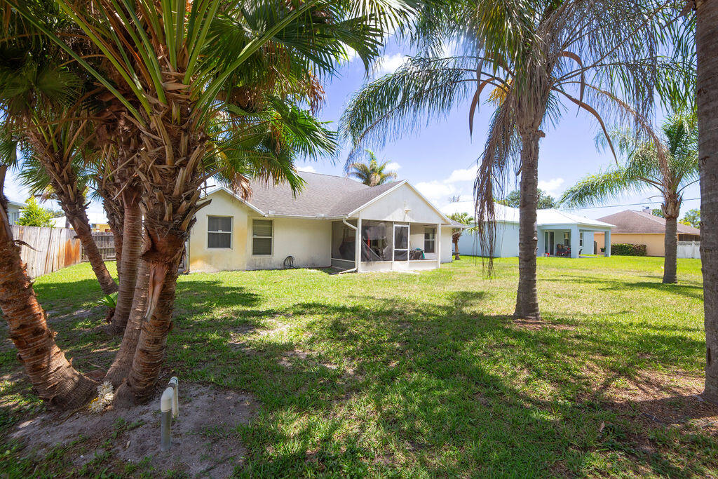 PORT ST LUCIE SECTION 7 - Residential