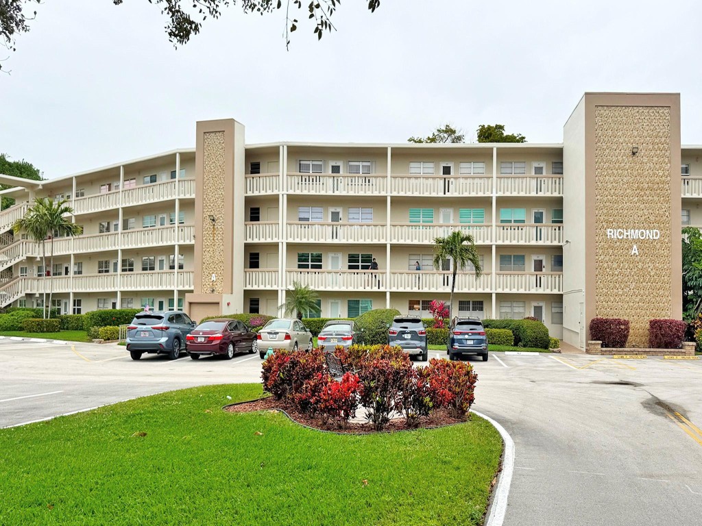 Century Village East - Residential