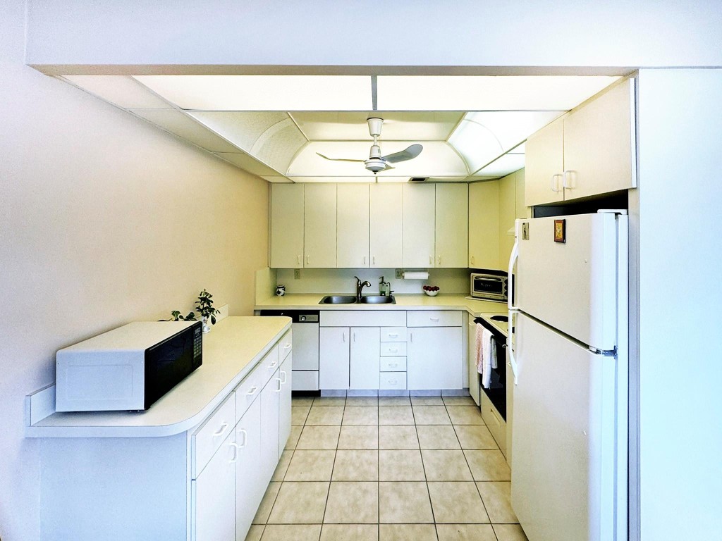 Century Village East - Residential