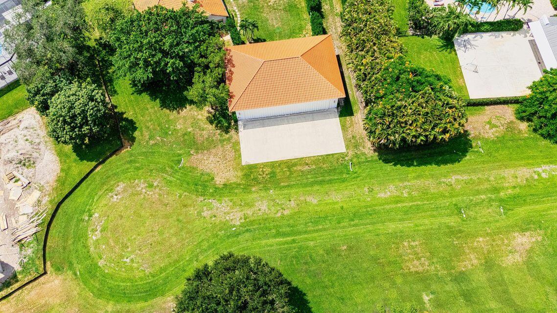 WELLINGTON AERO CLUB OF THE LANDINGS AT WELLINGTON - Residential Lease