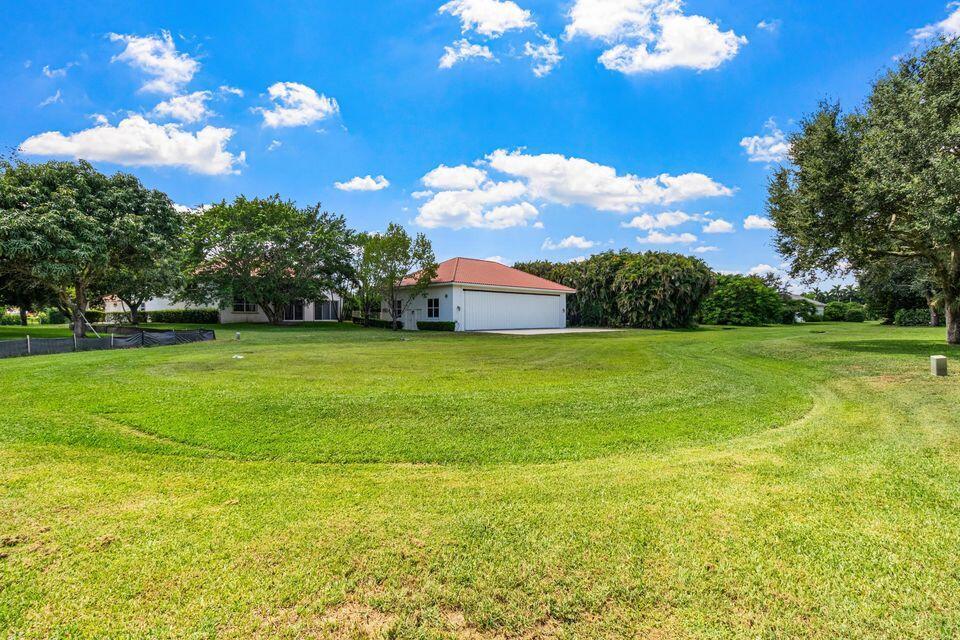WELLINGTON AERO CLUB OF THE LANDINGS AT WELLINGTON - Residential Lease