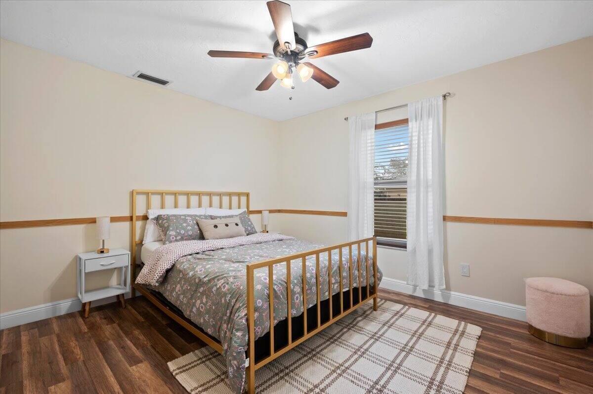 SUGAR POND MANOR OF WELLINGTON - Residential Lease