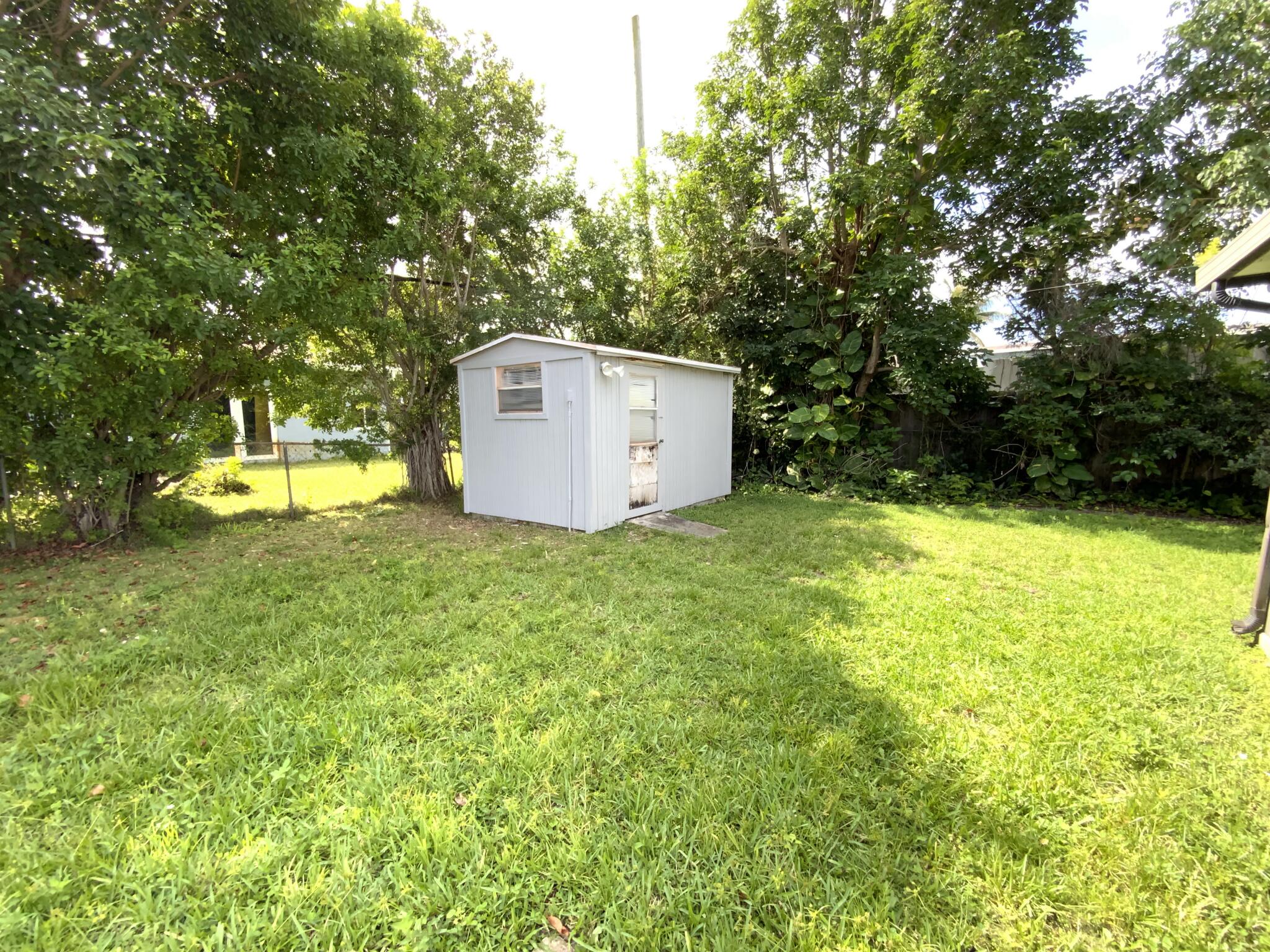 SEACREST ESTATES - Residential