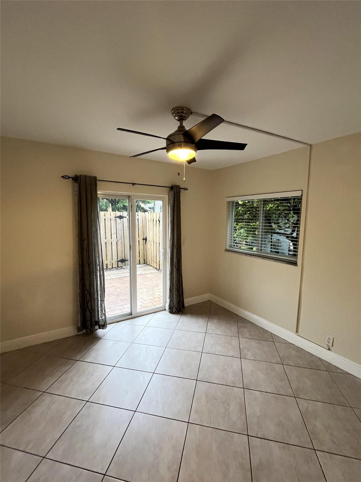 POINSETTIA LANDINGS CONDO - Residential