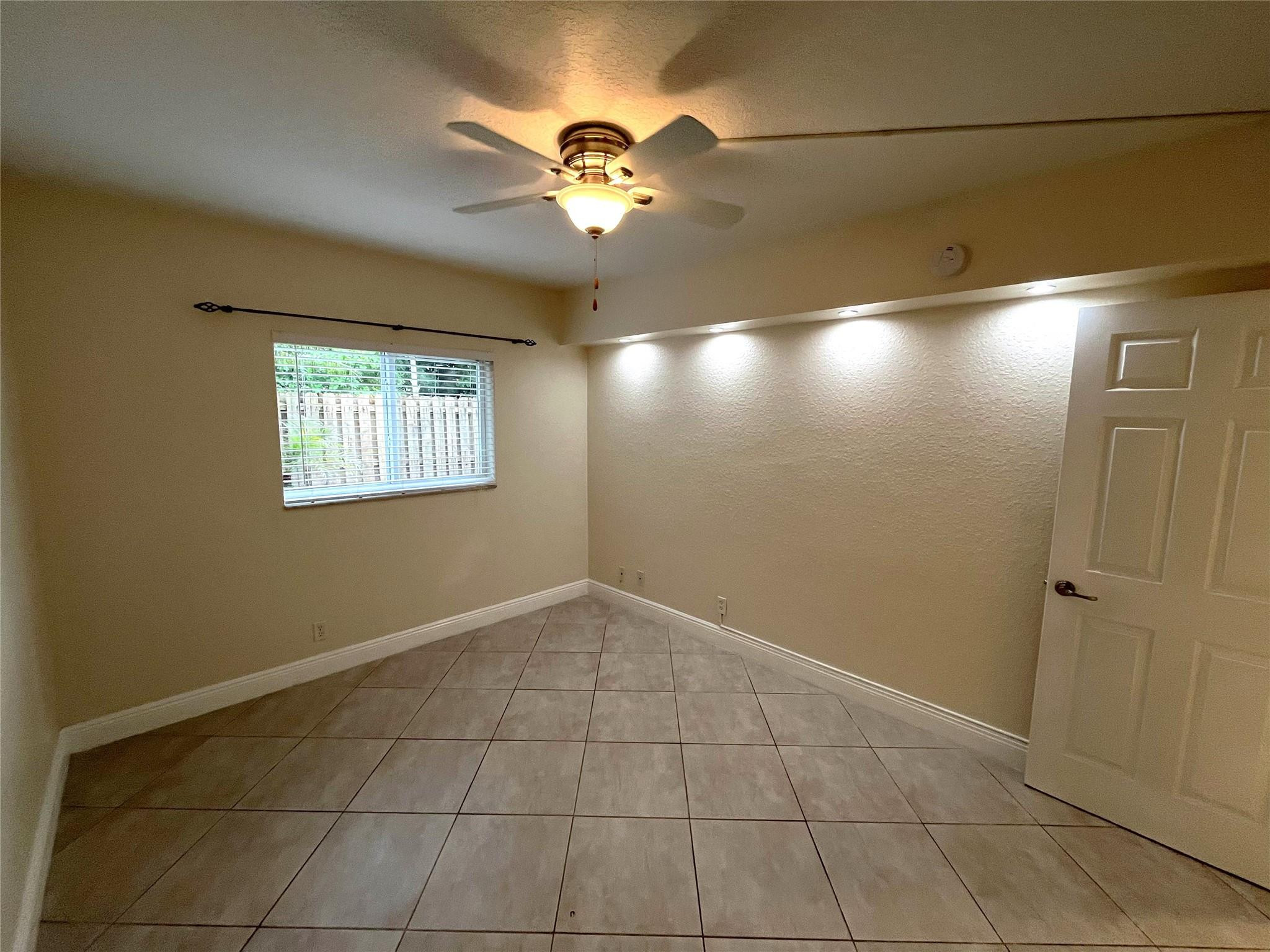 POINSETTIA LANDINGS CONDO - Residential