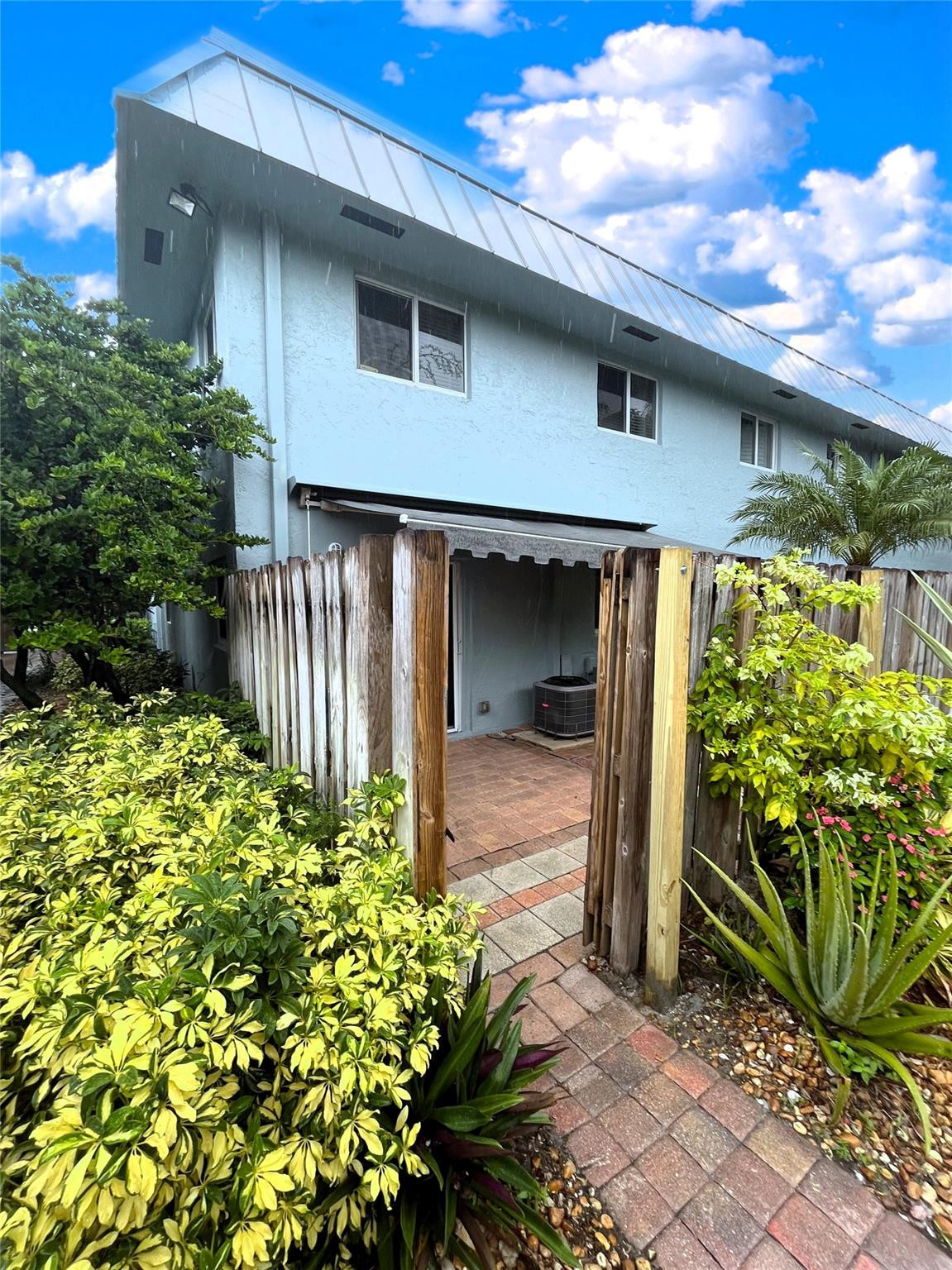 POINSETTIA LANDINGS CONDO - Residential