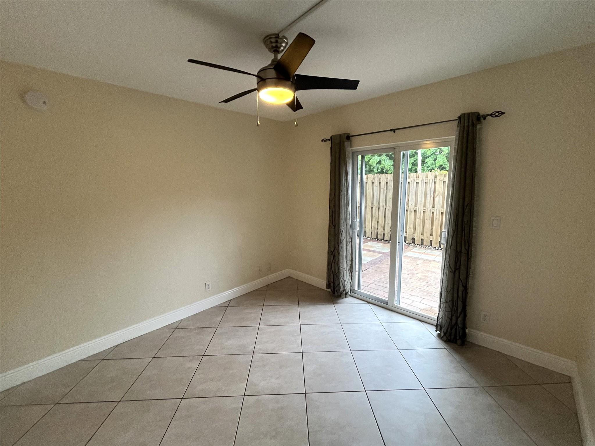 POINSETTIA LANDINGS CONDO - Residential