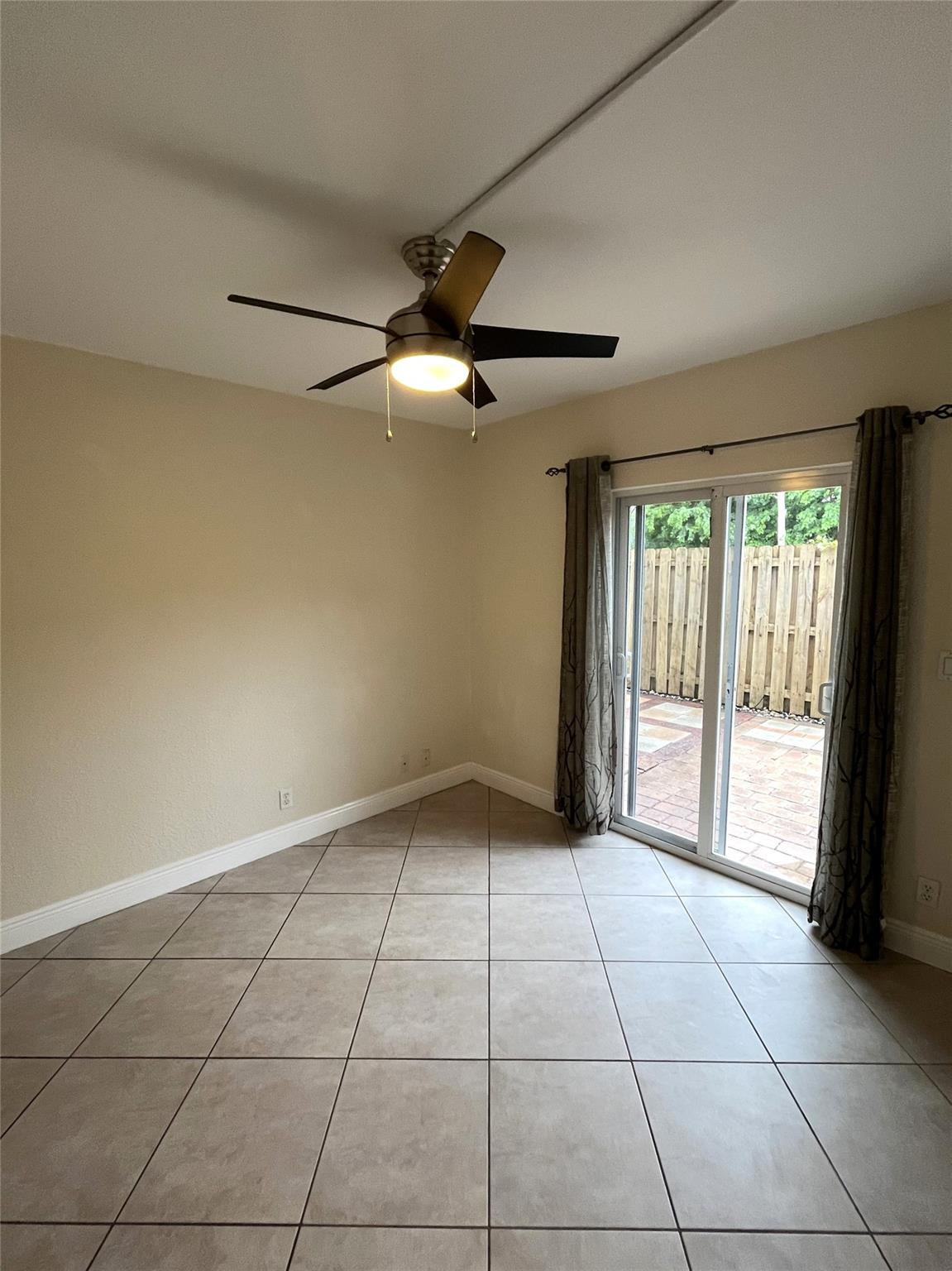 POINSETTIA LANDINGS CONDO - Residential