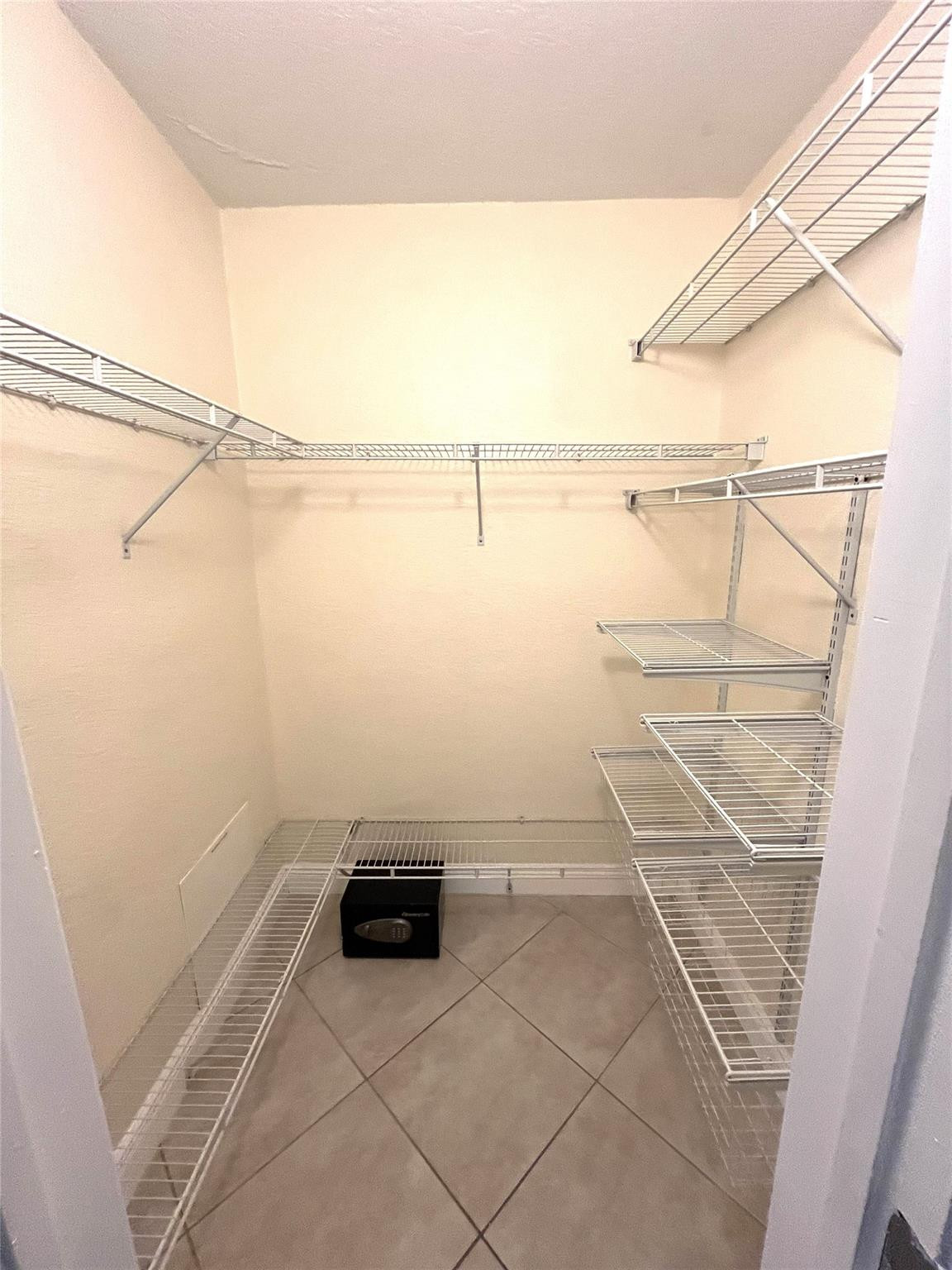 POINSETTIA LANDINGS CONDO - Residential