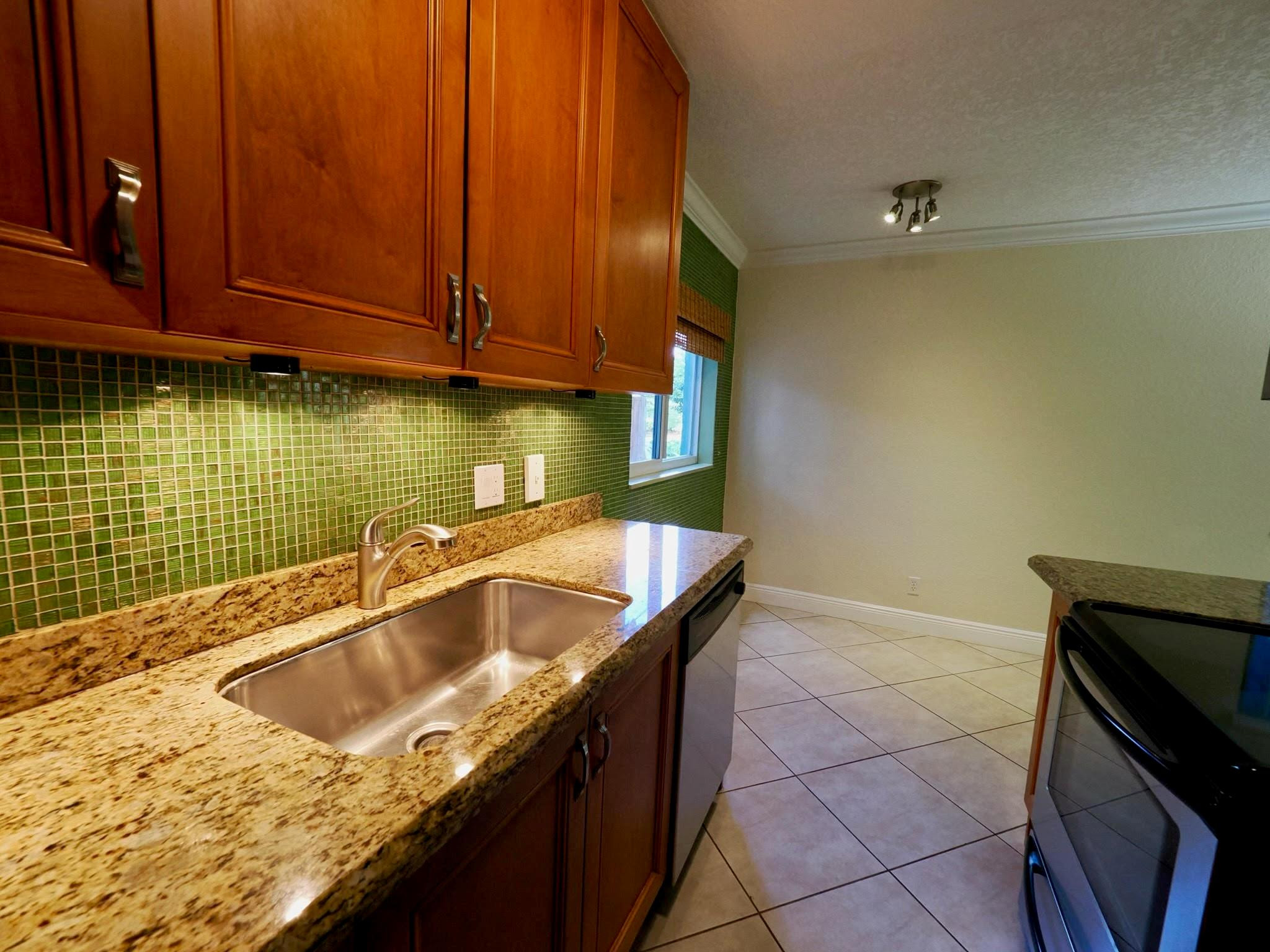 POINSETTIA LANDINGS CONDO - Residential