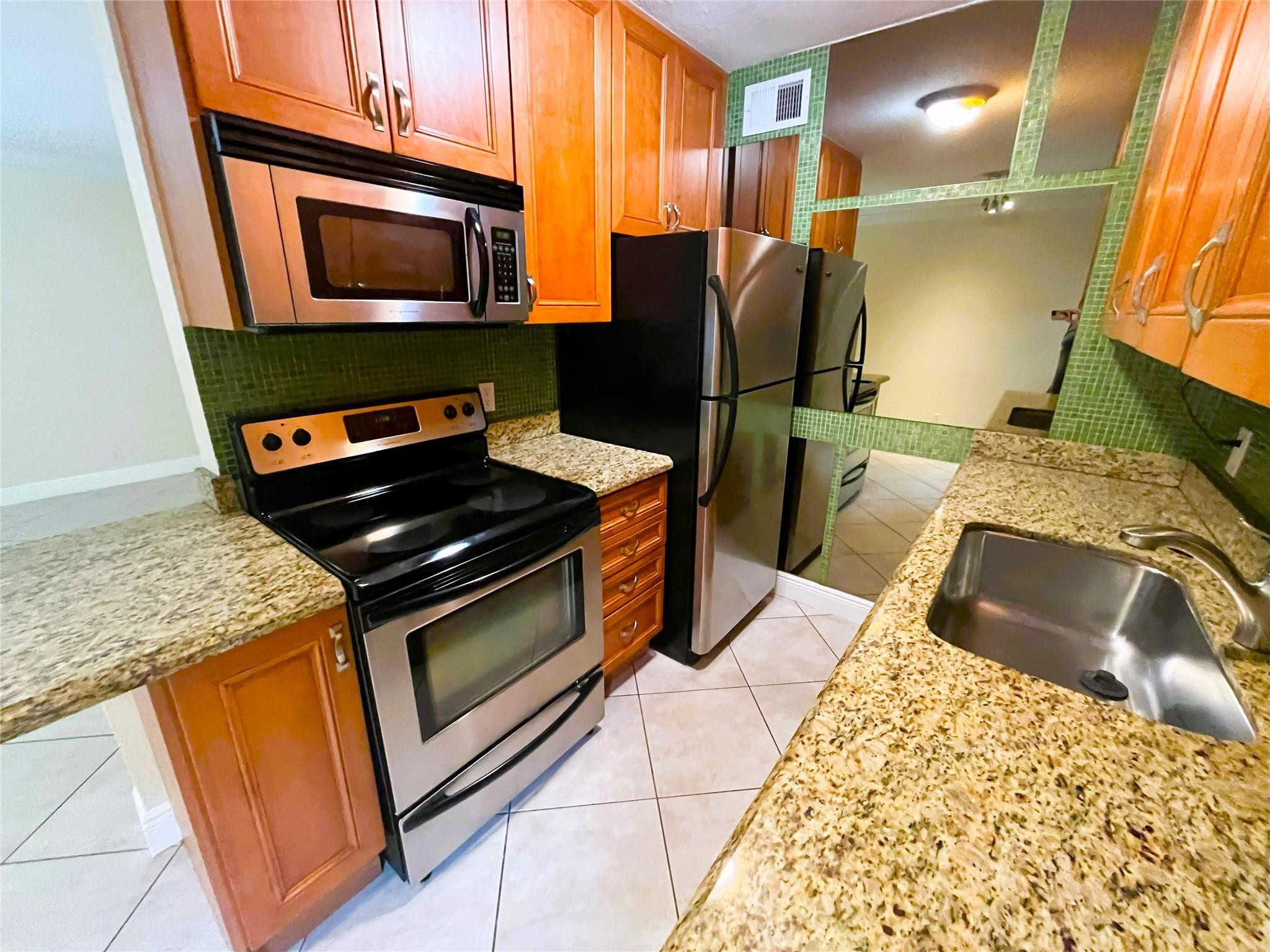 POINSETTIA LANDINGS CONDO - Residential