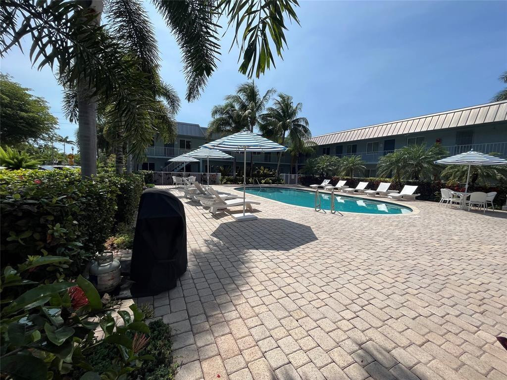 POINSETTIA LANDINGS CONDO - Residential