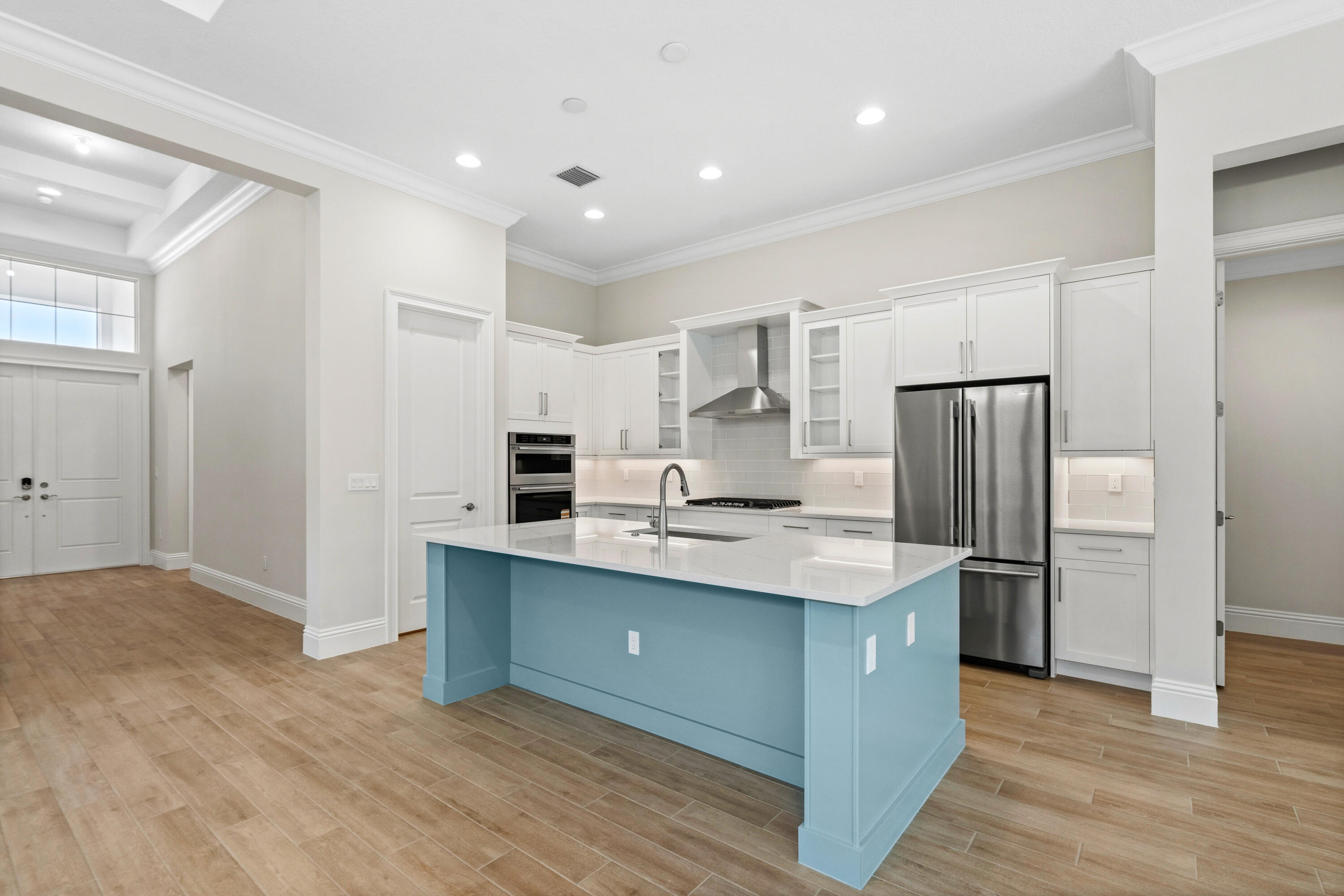LUCAYA POINTE - PHASE 1 - Residential