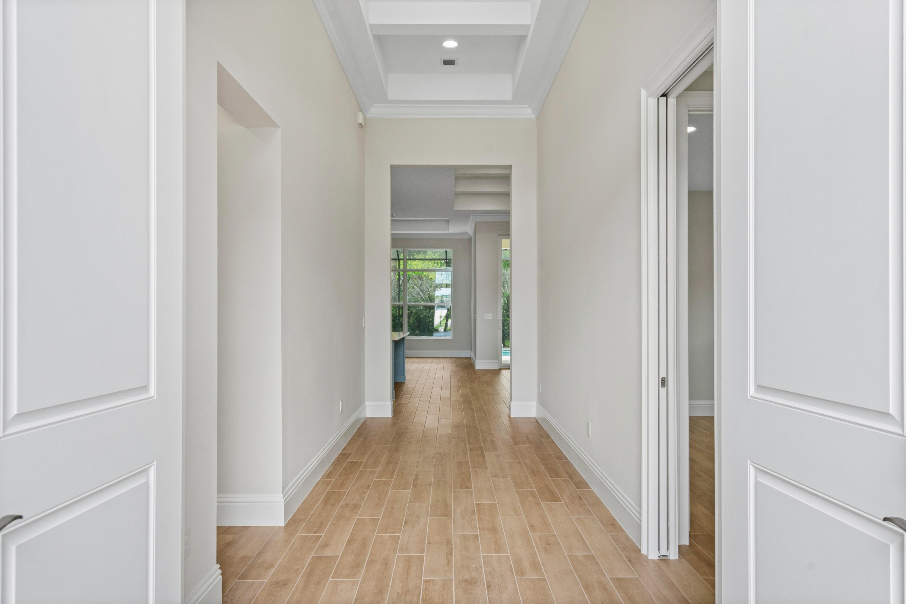 LUCAYA POINTE - PHASE 1 - Residential