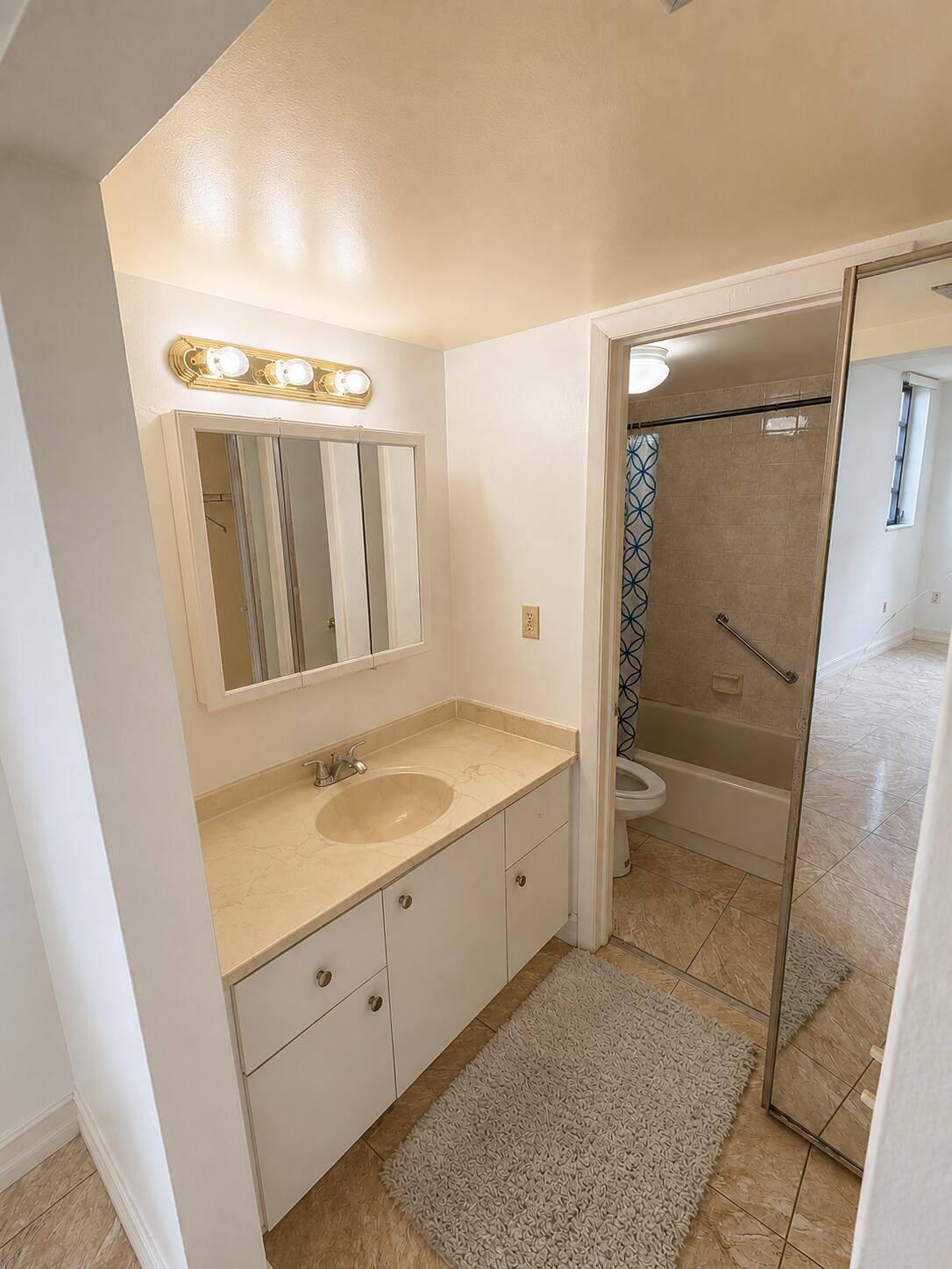 COLONY POINT 2 CONDO - Residential