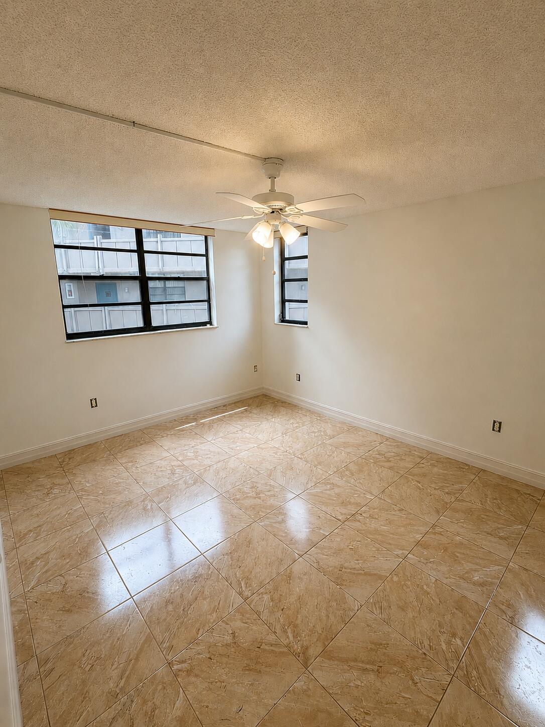 COLONY POINT 2 CONDO - Residential