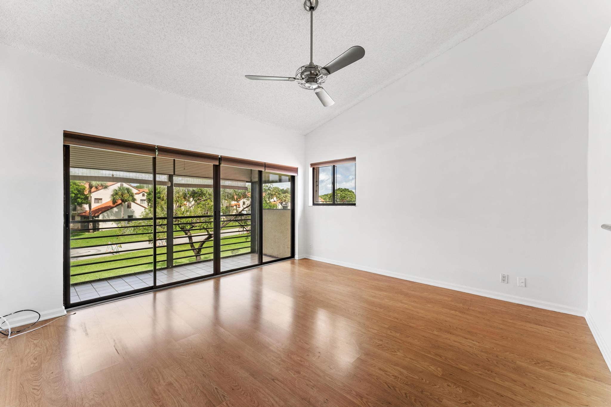 SOUTH LAKE CONDS ONE - Residential
