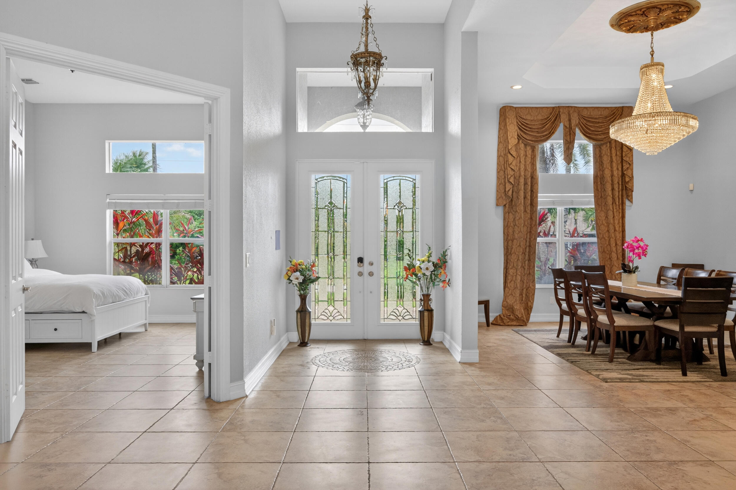 FLA FRUIT LANDS - Residential