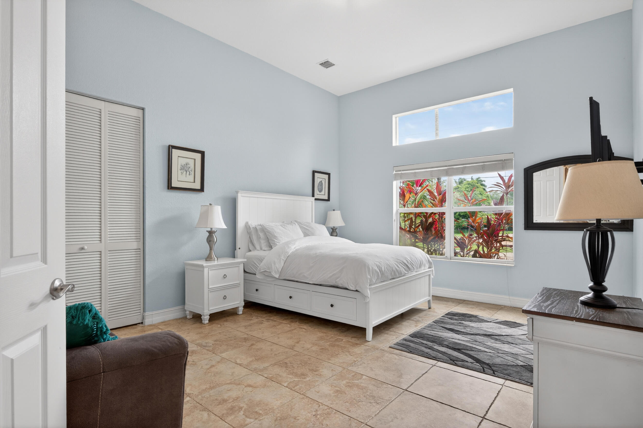 FLA FRUIT LANDS - Residential