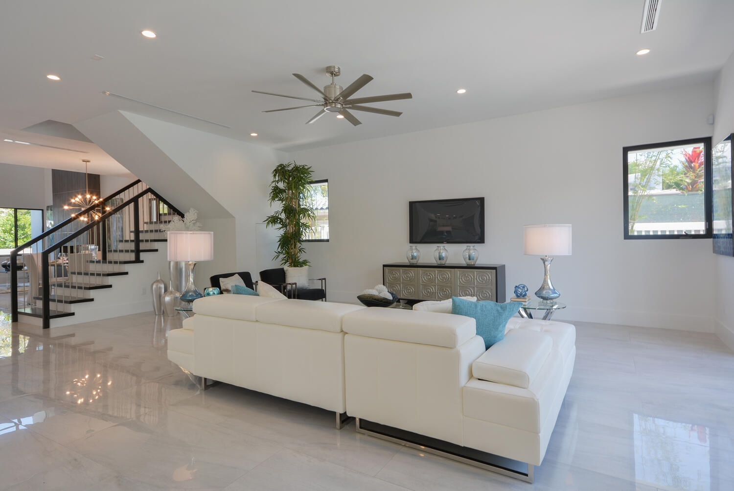 ELLAMAR - Residential