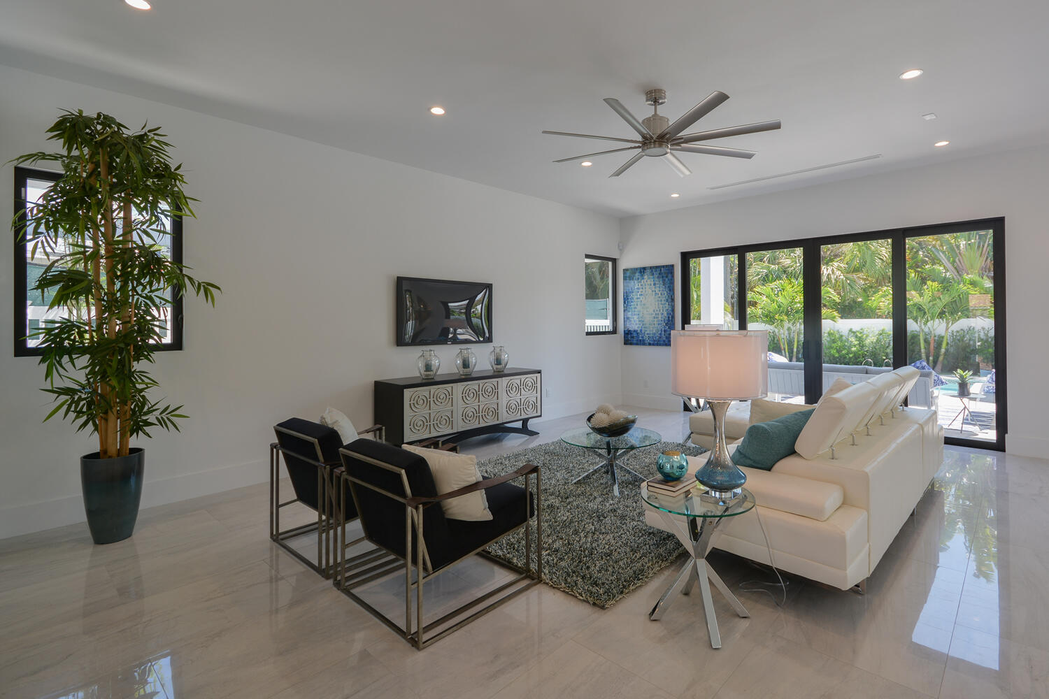 ELLAMAR - Residential