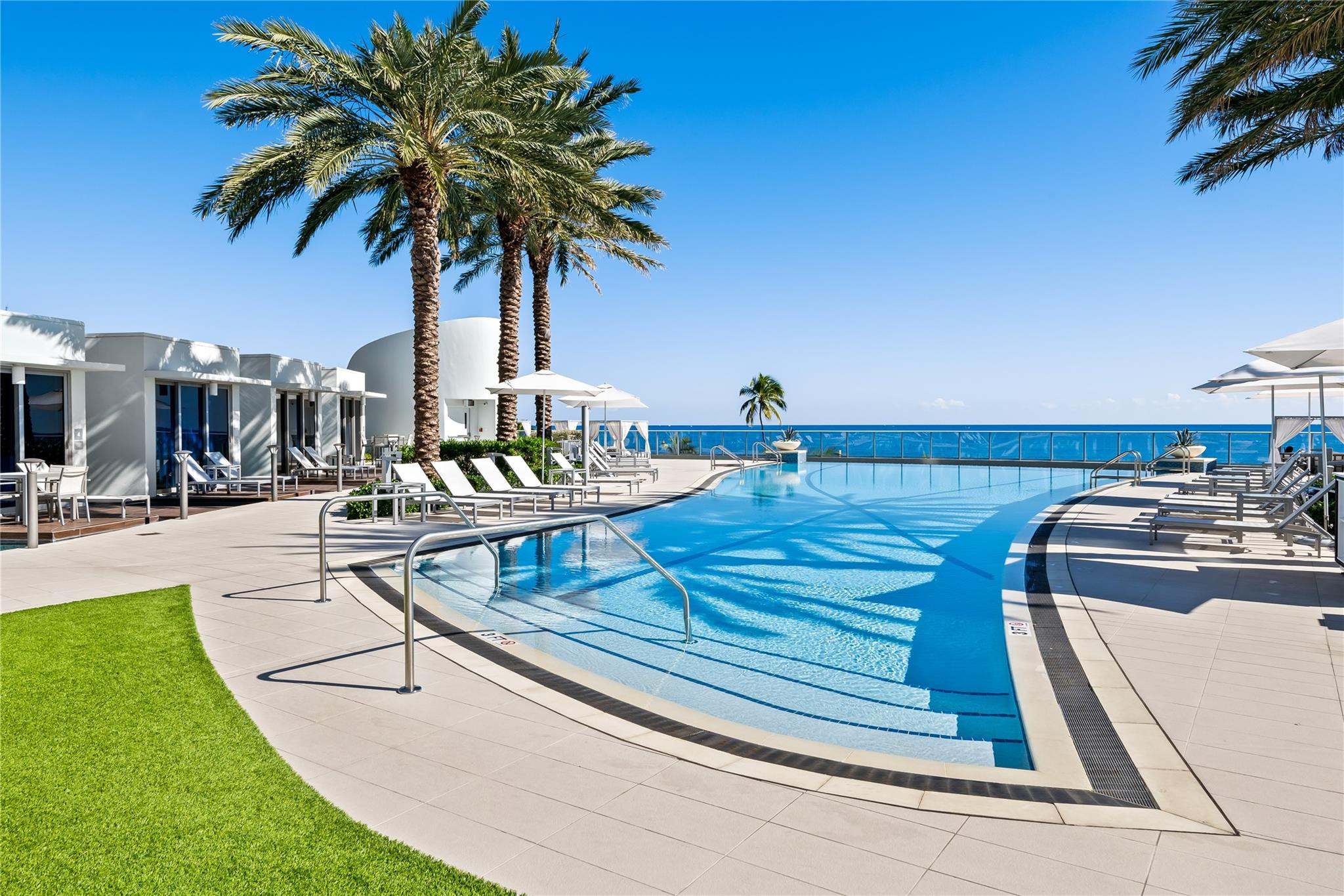 PARAMOUNT FT LAUDERDALE C - Residential