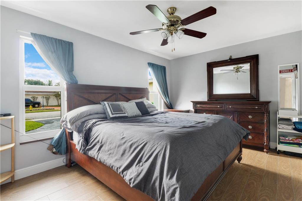Sunrise Golf Village Sec - Residential