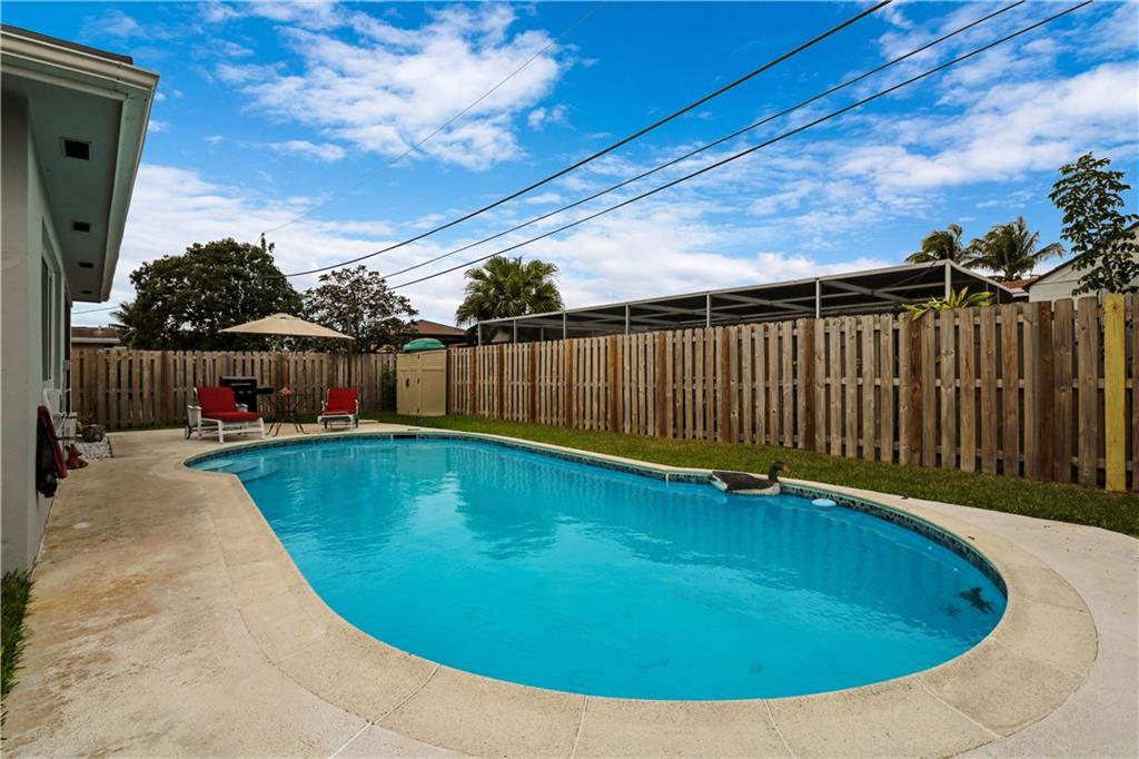 Sunrise Golf Village Sec - Residential