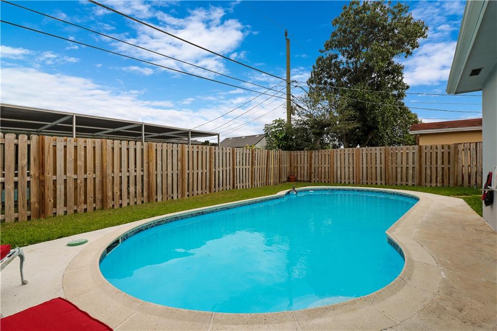 Sunrise Golf Village Sec - Residential
