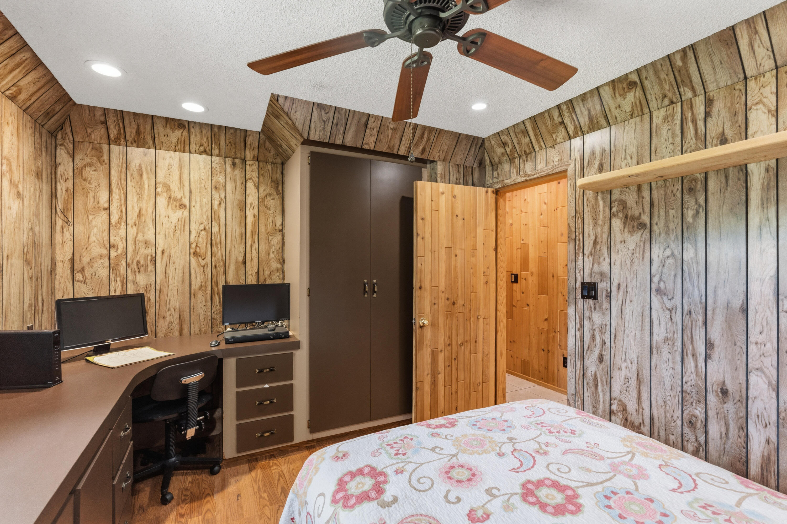 MARTHA BRIGHT FARMS - Residential