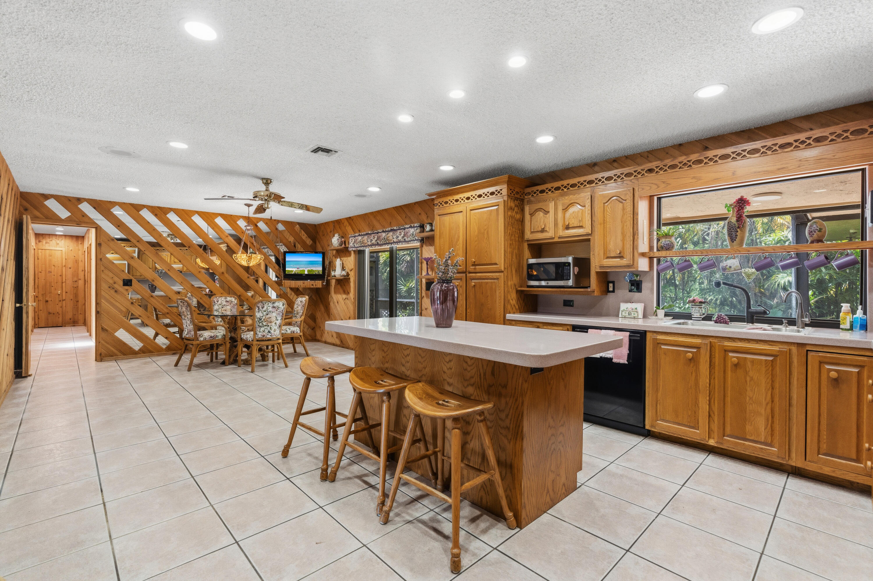 MARTHA BRIGHT FARMS - Residential