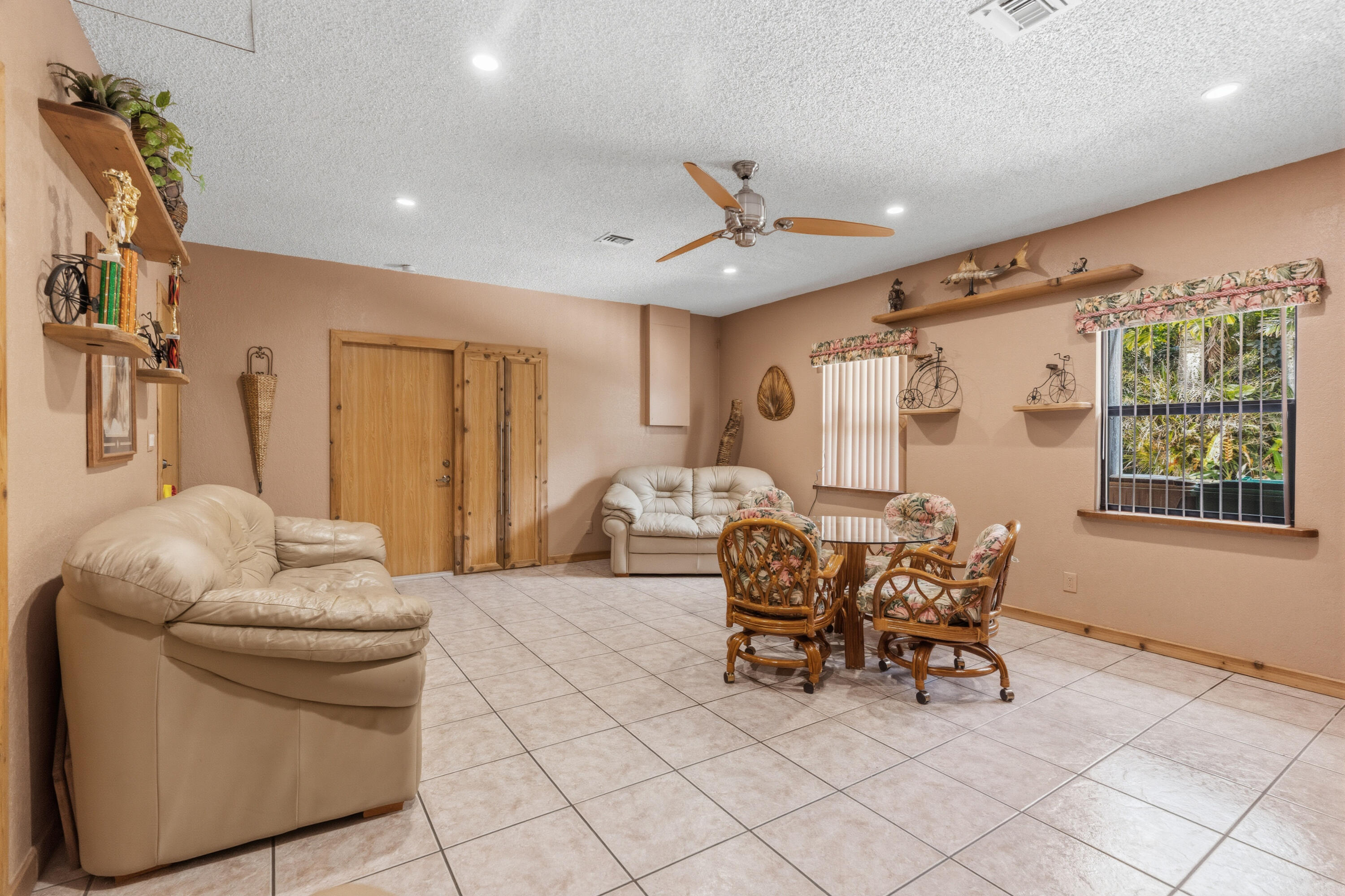 MARTHA BRIGHT FARMS - Residential