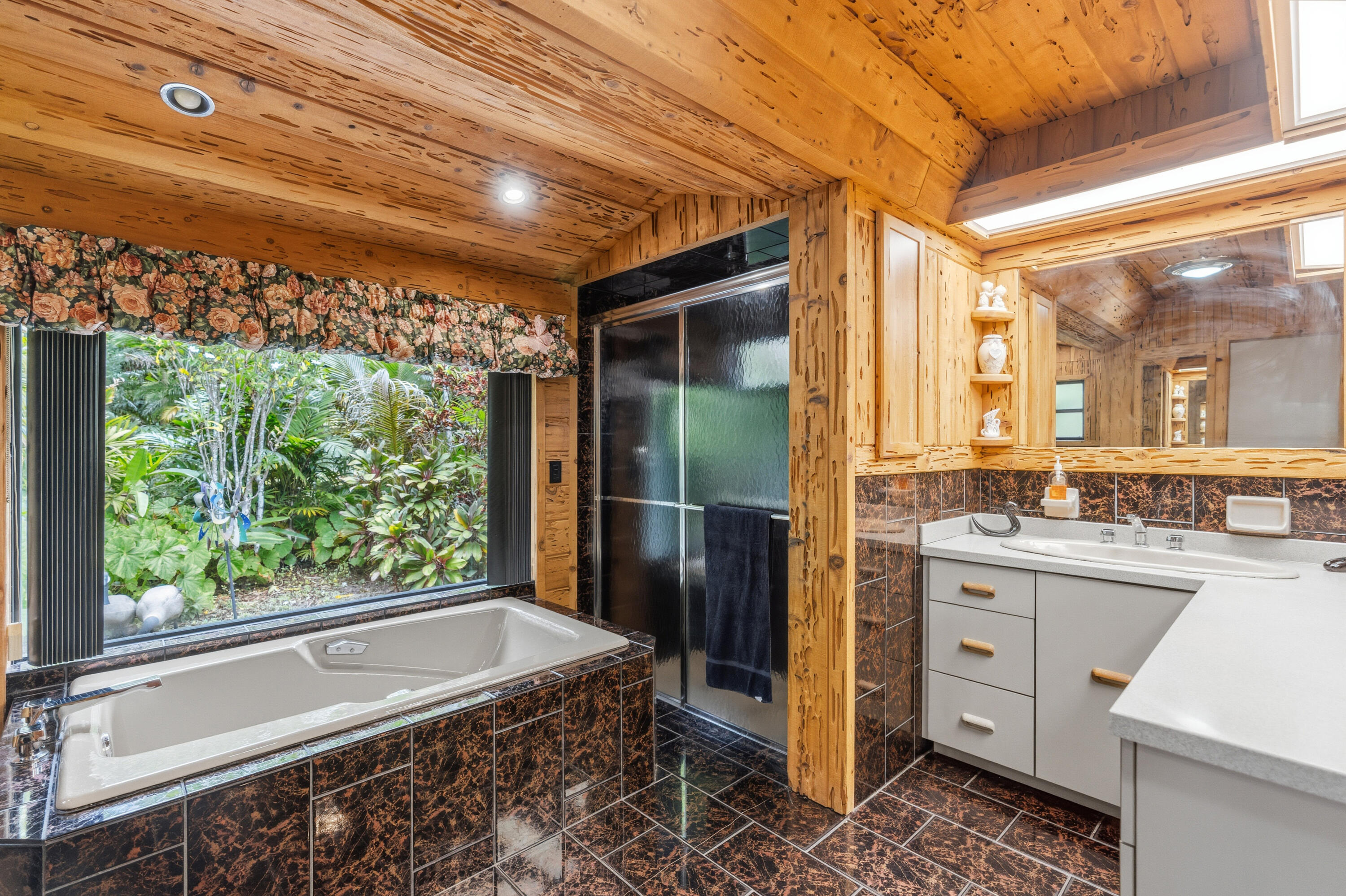 MARTHA BRIGHT FARMS - Residential