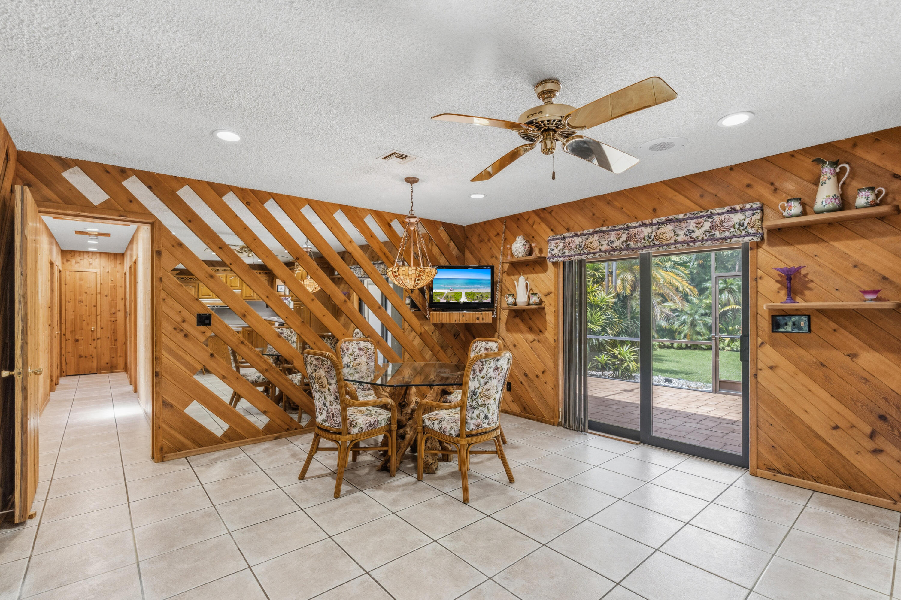 MARTHA BRIGHT FARMS - Residential