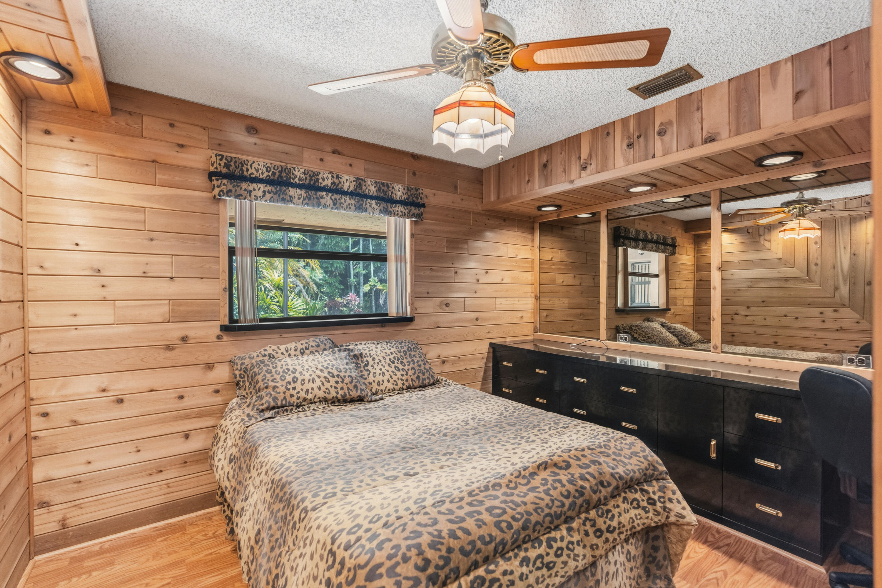 MARTHA BRIGHT FARMS - Residential