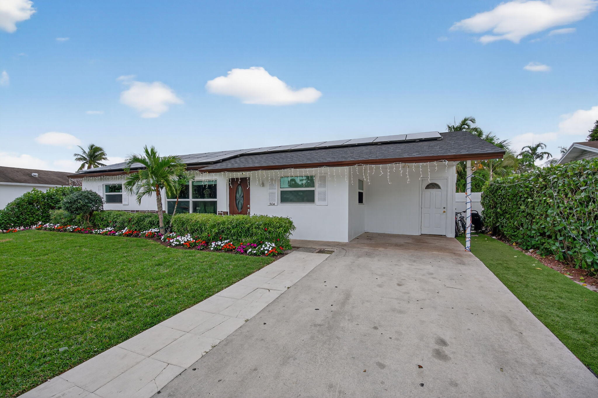 PINE GARDENS - Residential