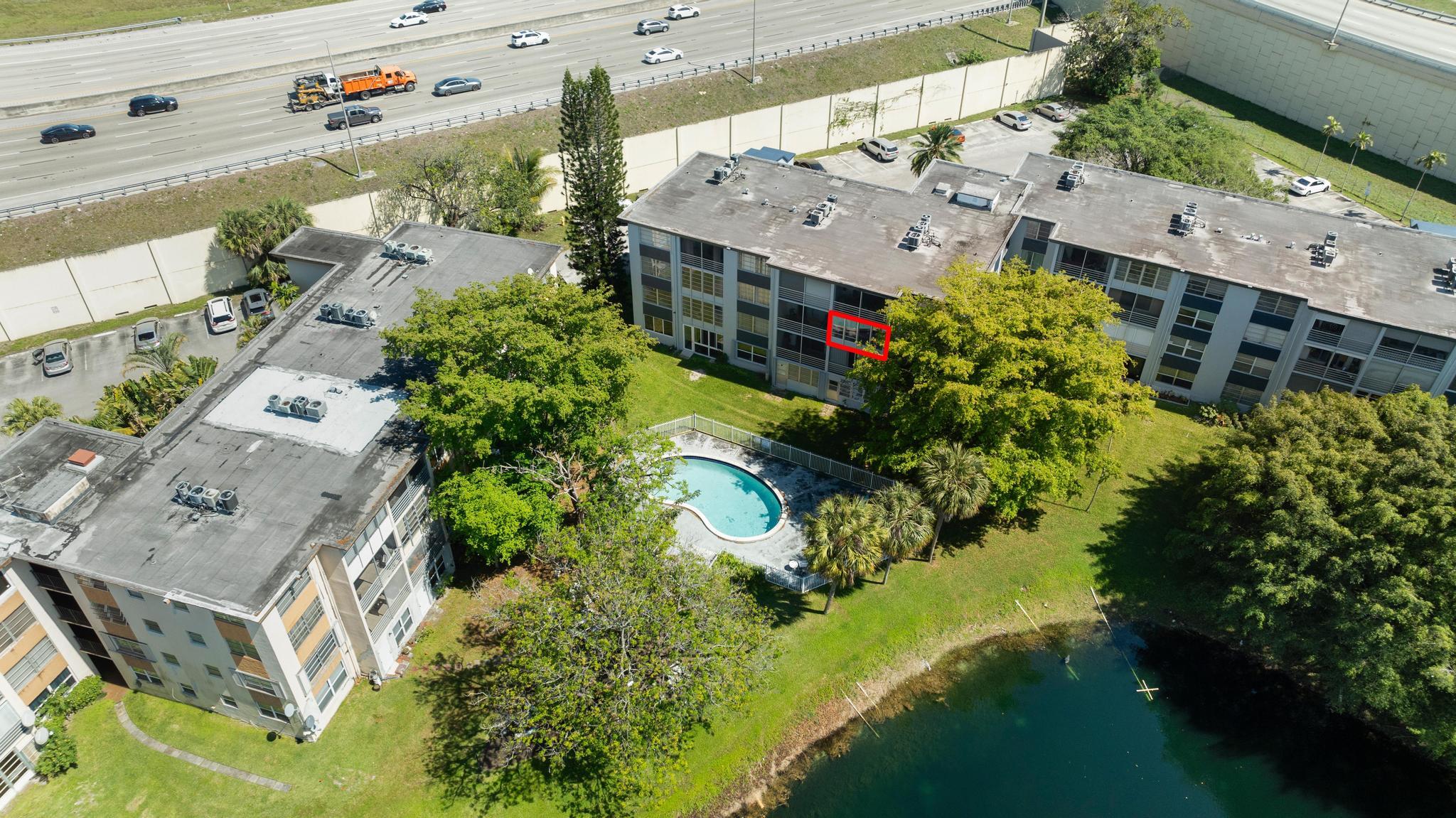 LAKEVIEW SOUTH CONDO - Residential
