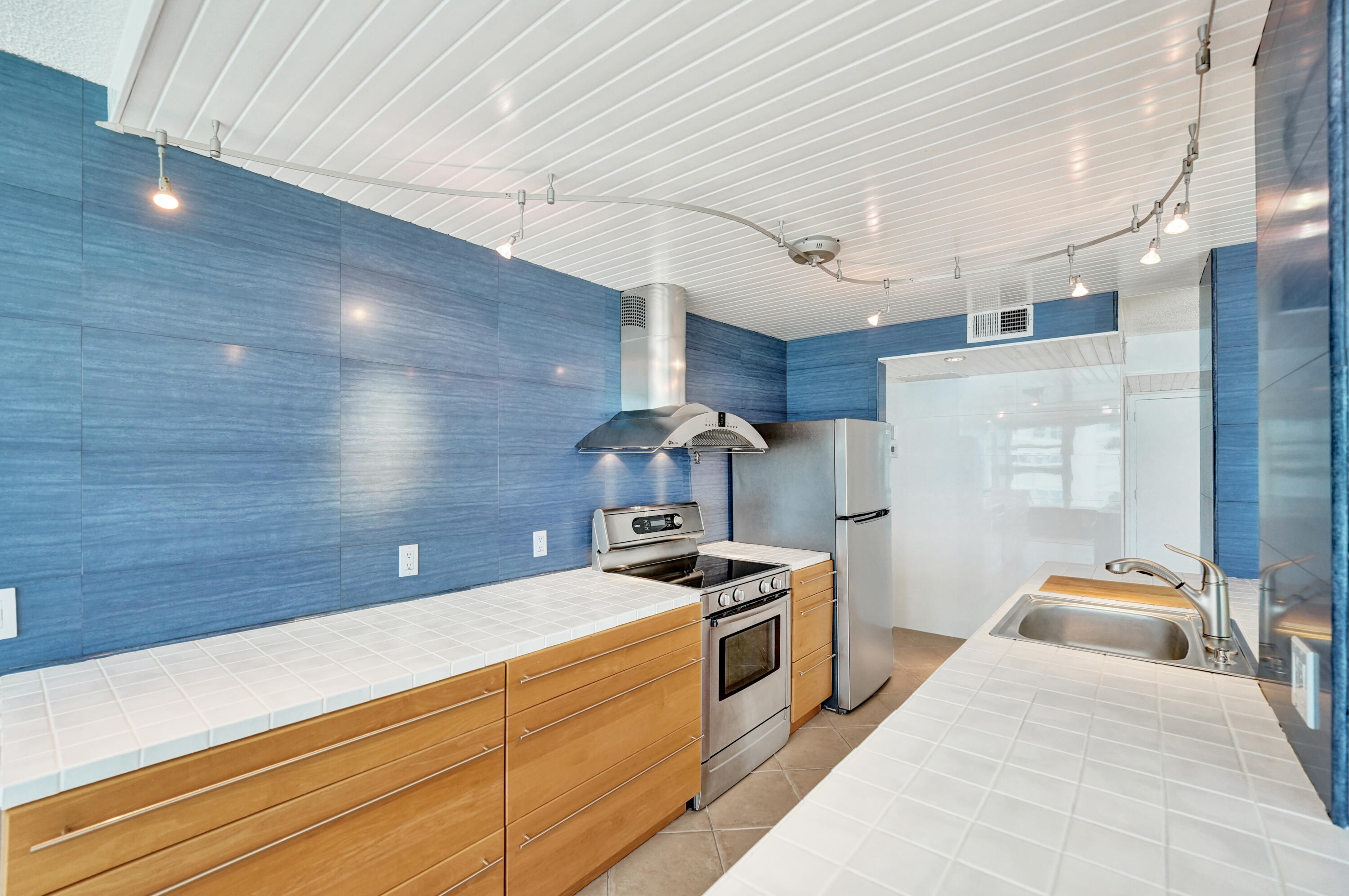 OCEAN COLONY CONDO - Residential