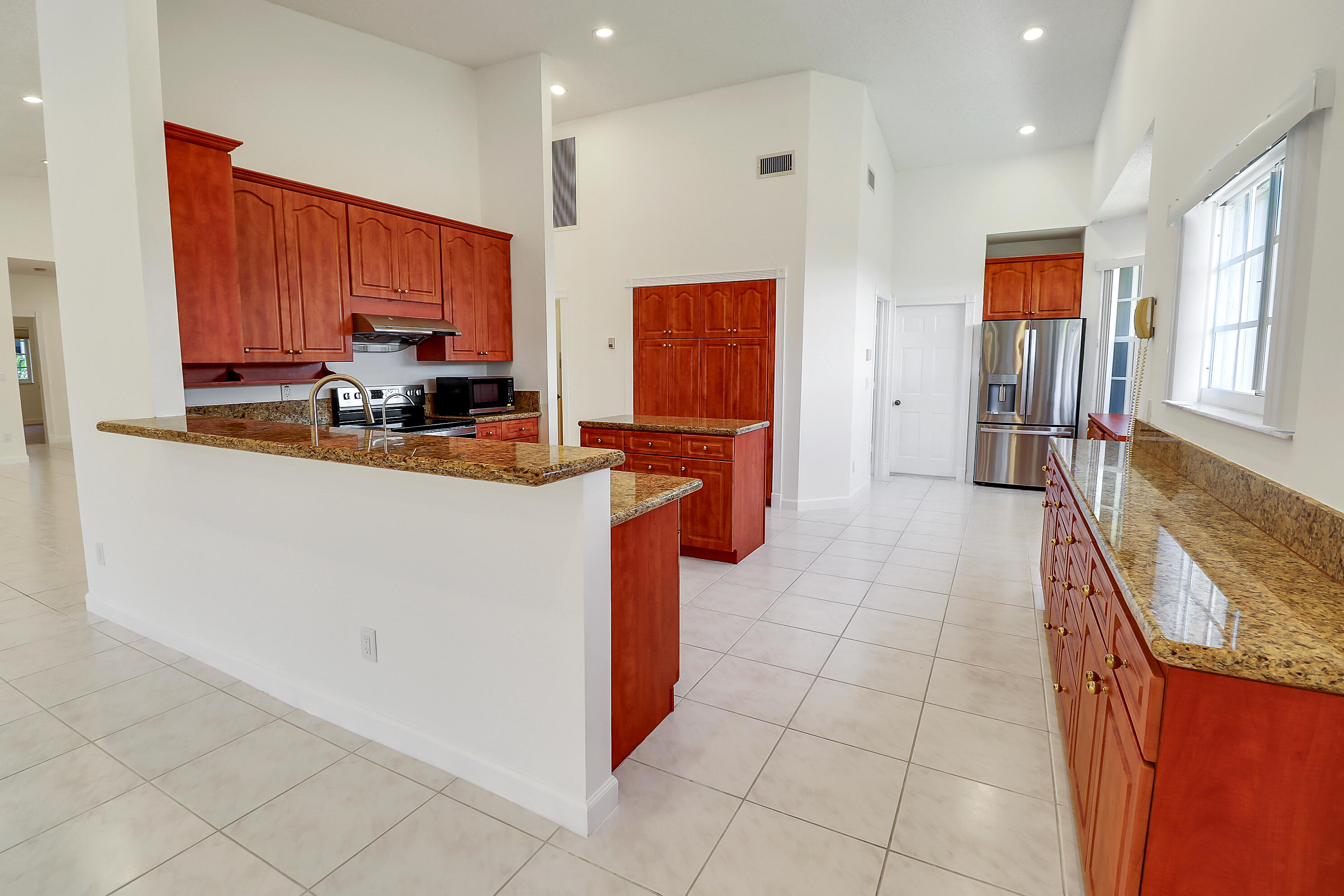 WESTPORT 2ND SECTION - Residential
