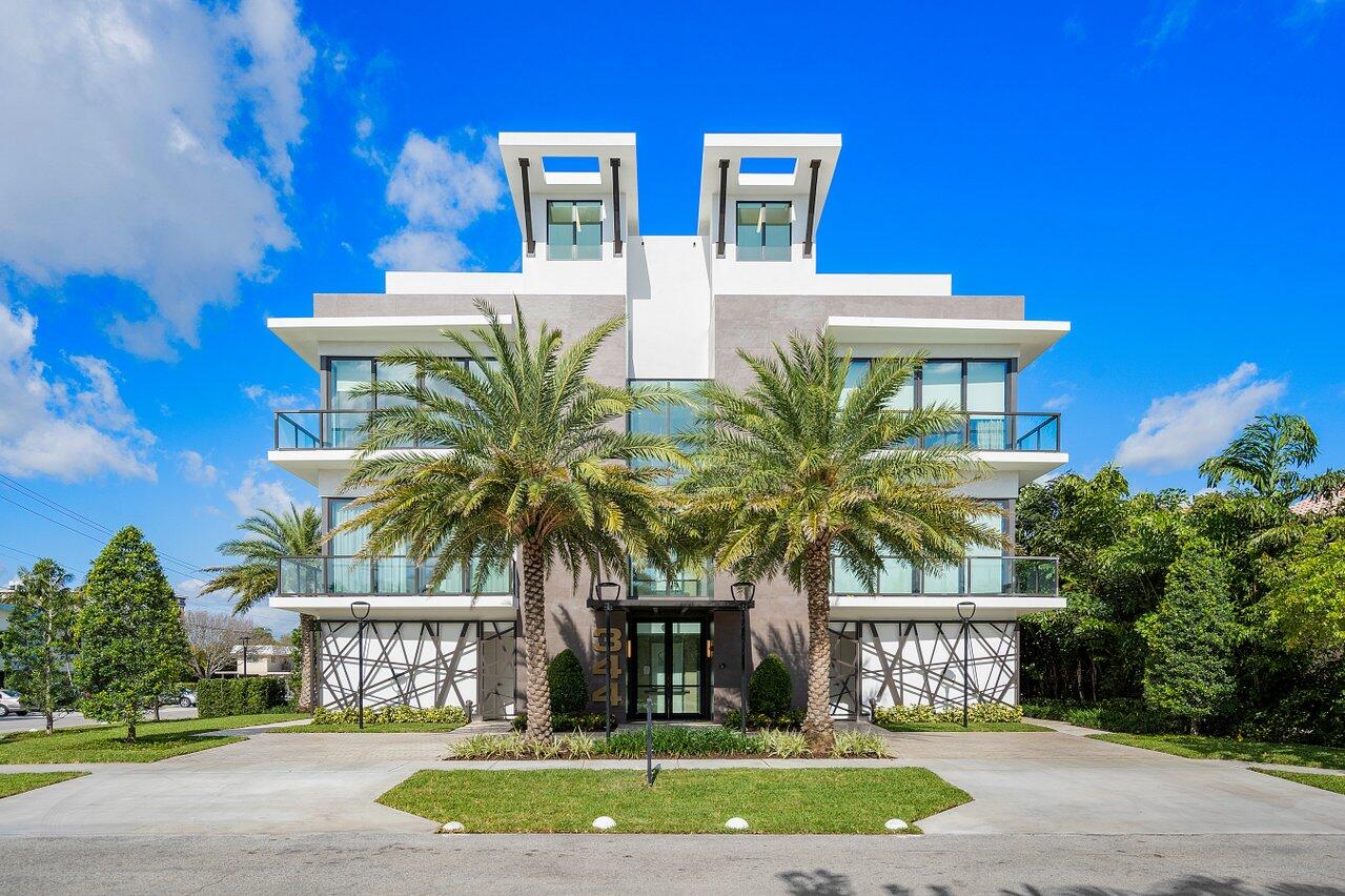 COVE 4 CONDO - Residential