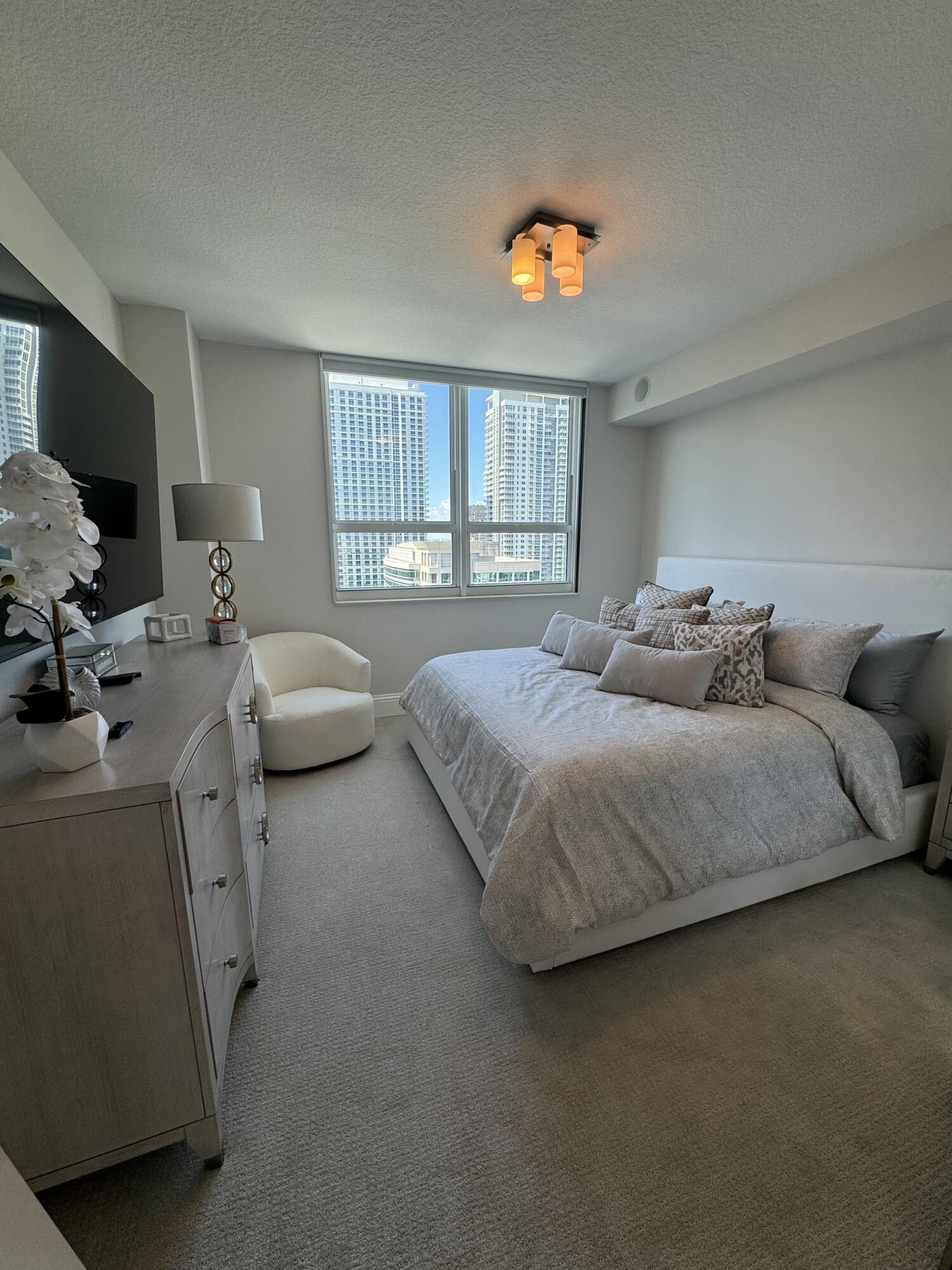 350 LAS OLAS PLACE CONDO - Residential