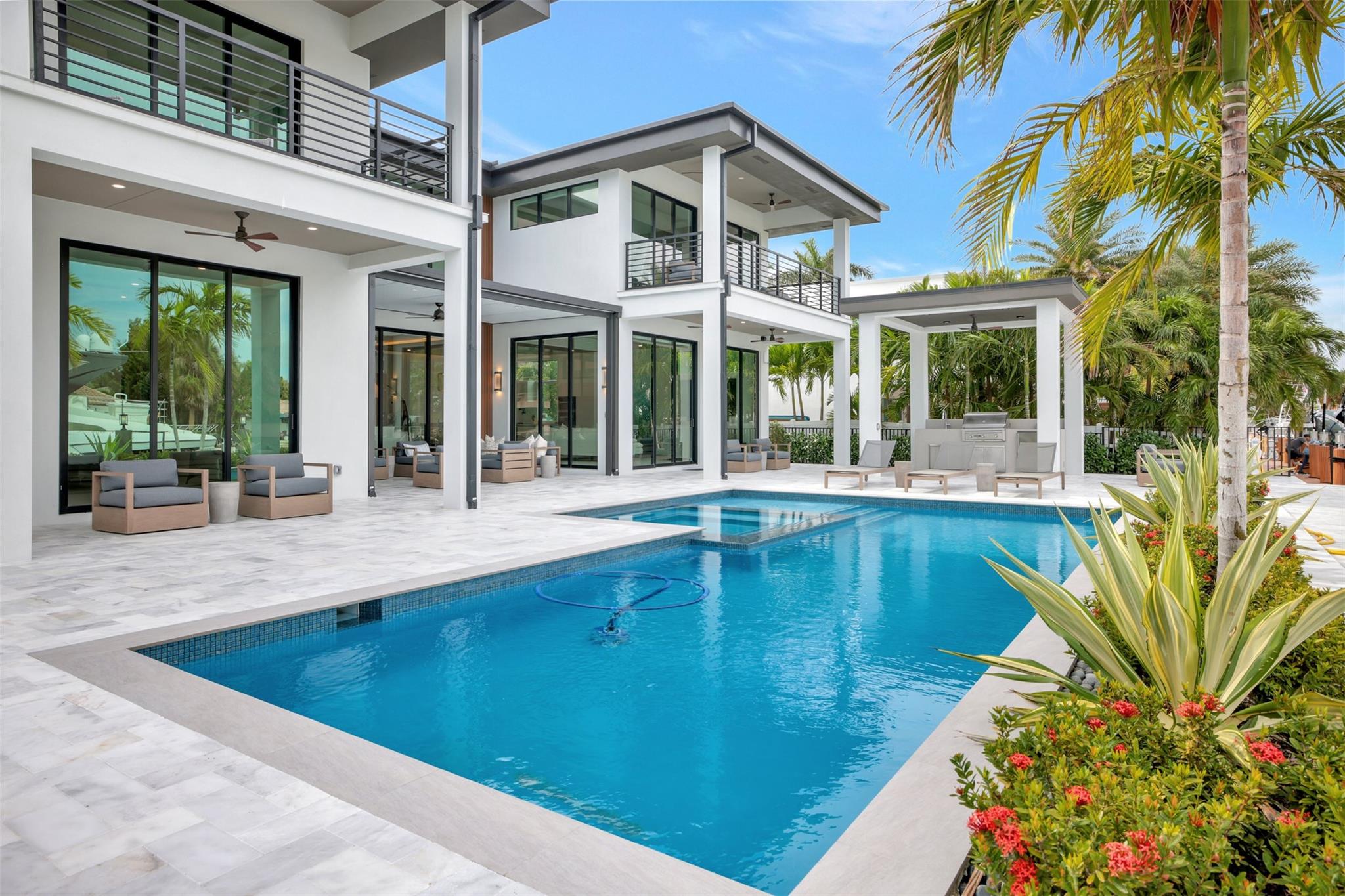 Coral Ridge - Residential