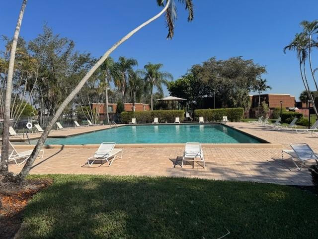 C H E ACRES - Residential Lease