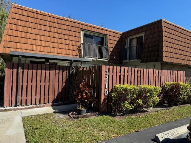 C H E ACRES - Residential Lease