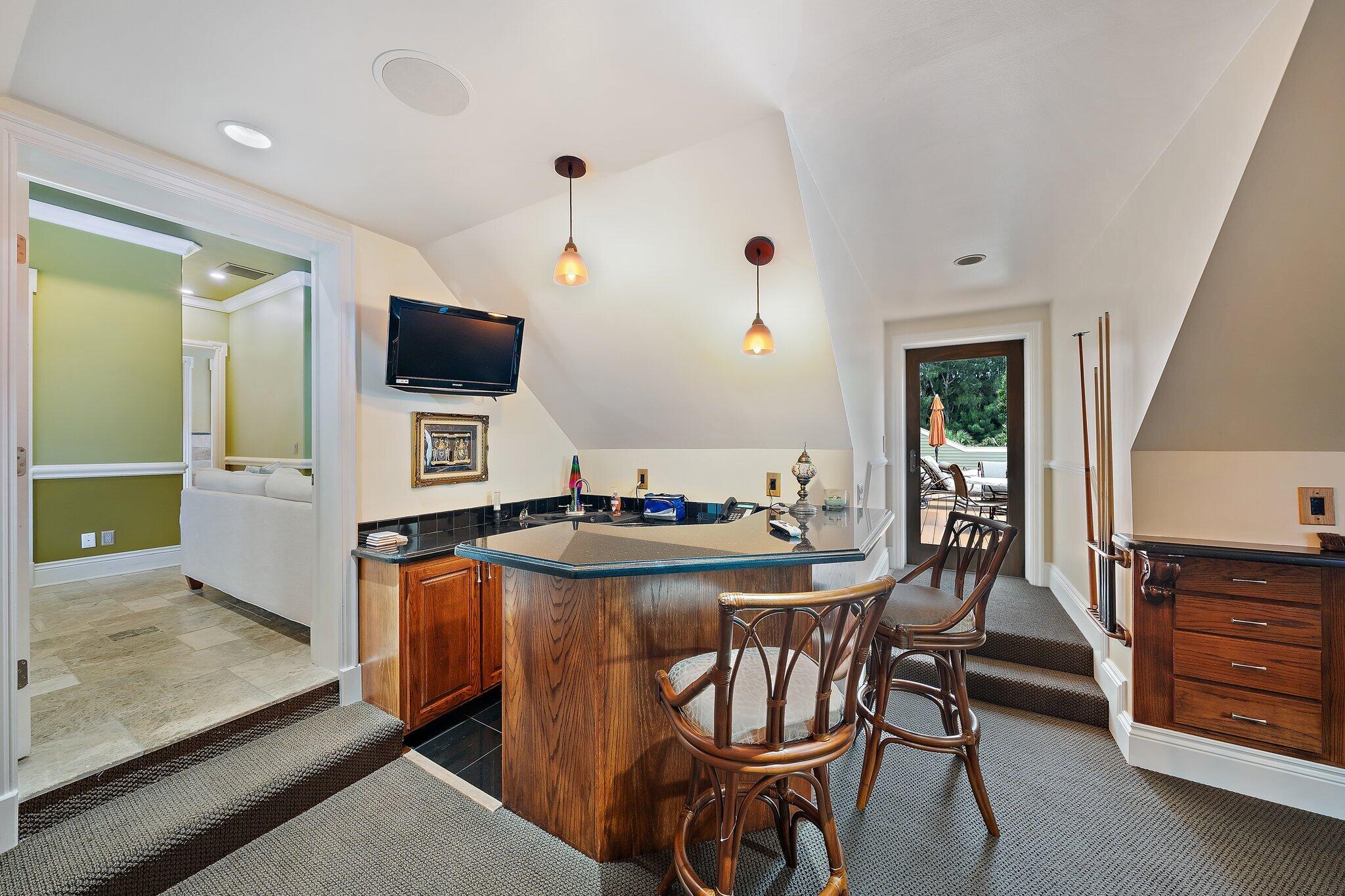 PALM CITY FARMS - Residential