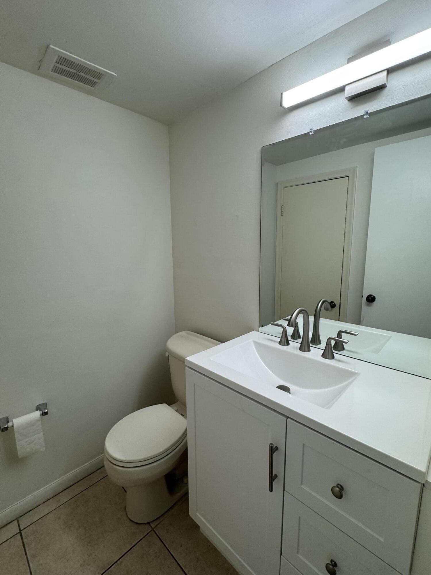 MANOR GROVE VILLAGE THREE CONDO - Residential