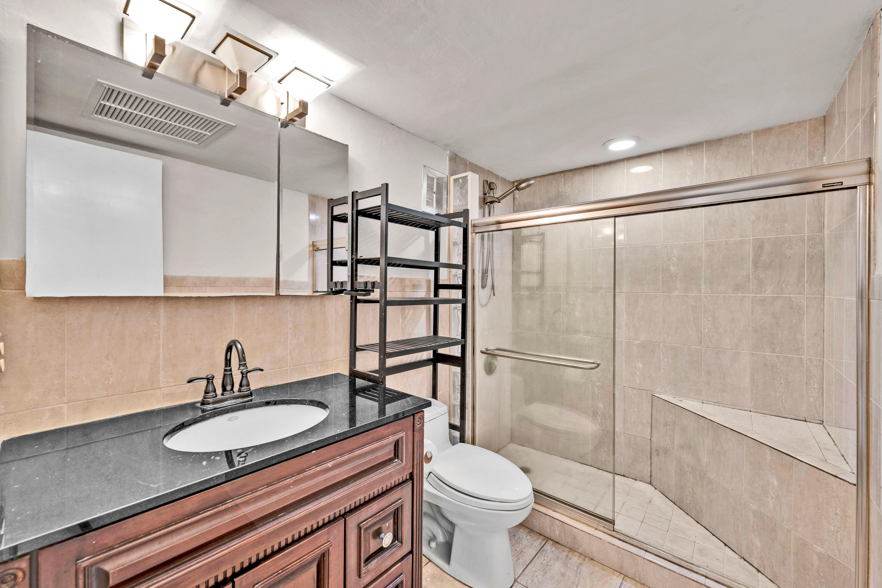 MANOR GROVE VILLAGE THREE CONDO - Residential